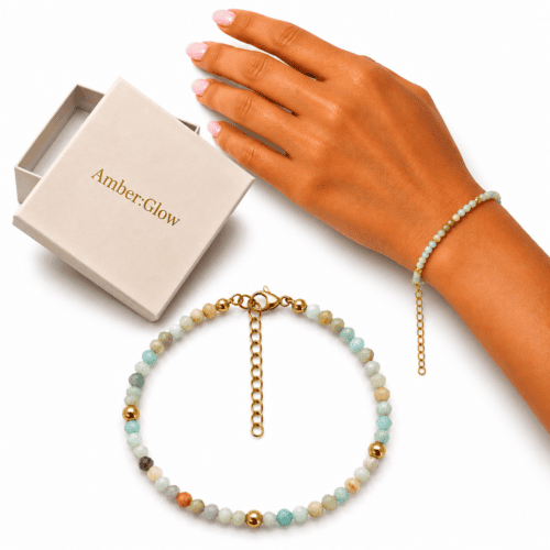 Bransoletka z naturalnego amazonitu zapakowana w eleganckie pudełko prezentowe Amber Glow.